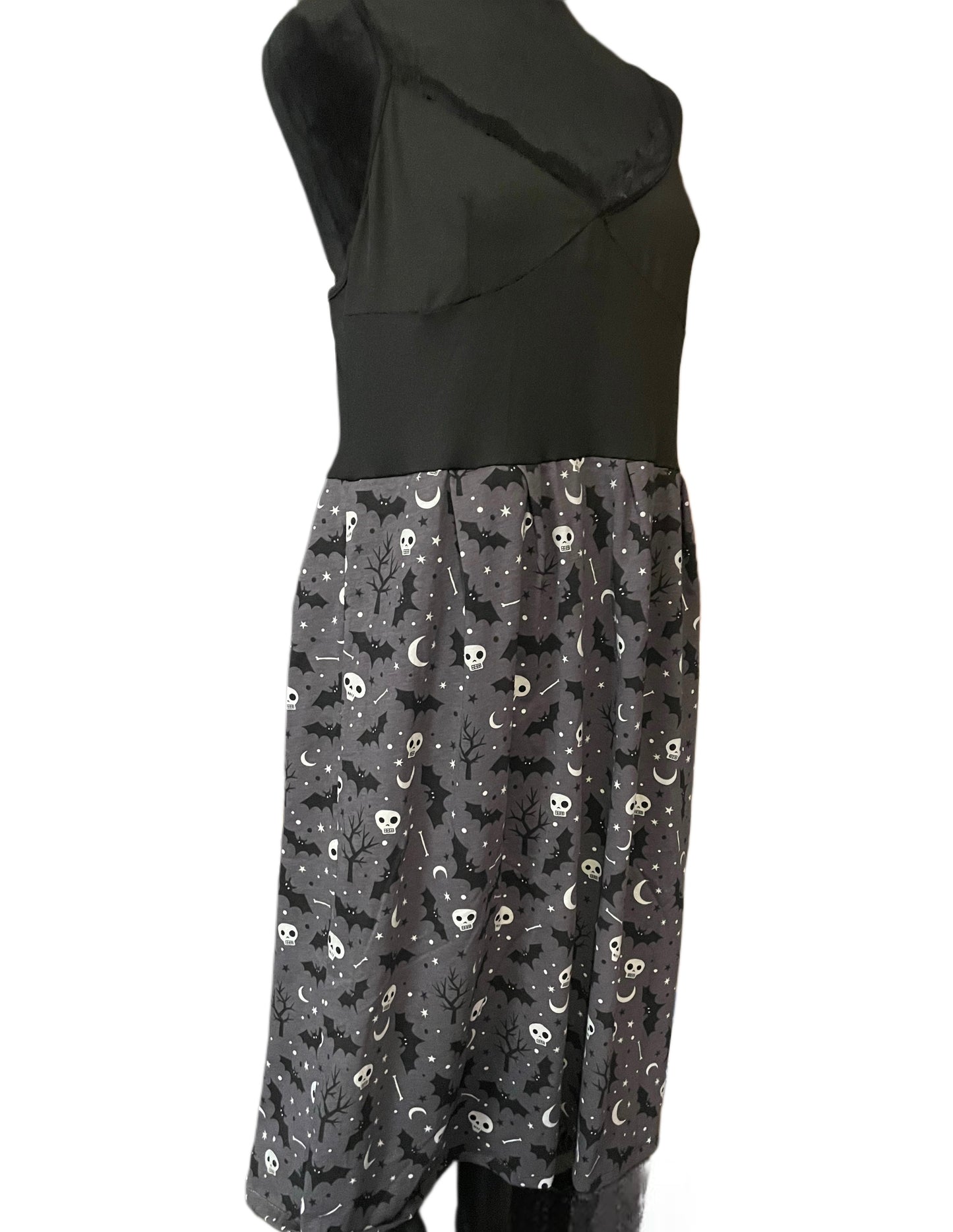Skull & Bat Dress X-Large